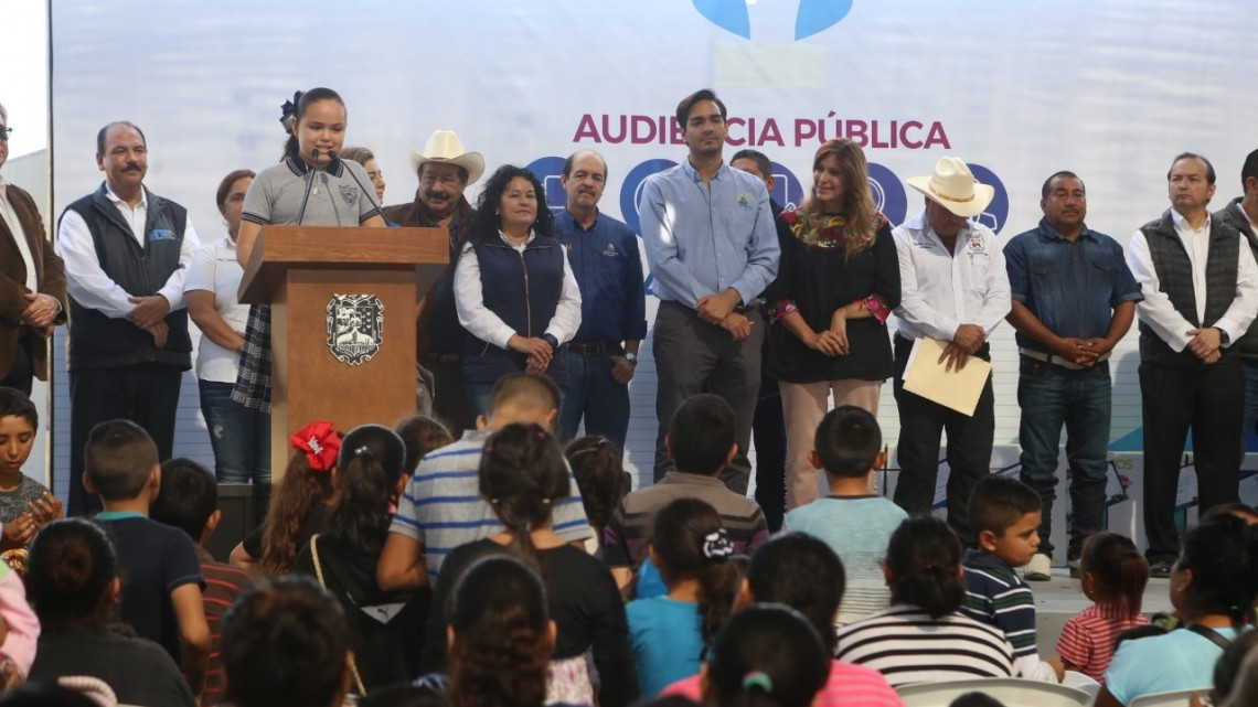 2 mil 500 habitantes se reúnen con Maki Ortiz