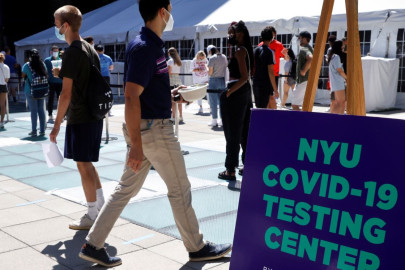 Estados Unidos supera los 29.6 millones de casos de COVID-19