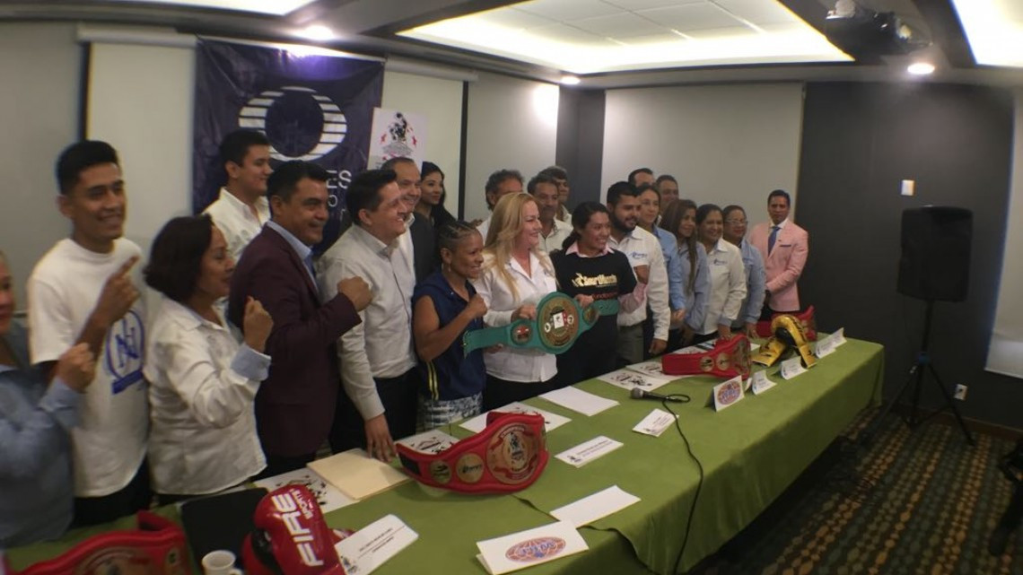 Encuentro de box busca fomentar el deporte a los ciudadanos 