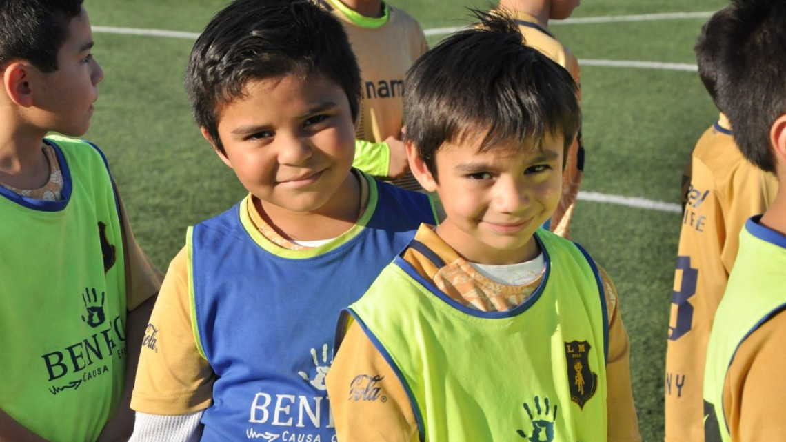 Arranca torneo de futbol de parques de Bienestar