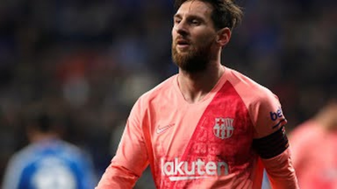 El Barcelona golea al Espanyol 4-0 en el Derbi Catalán 