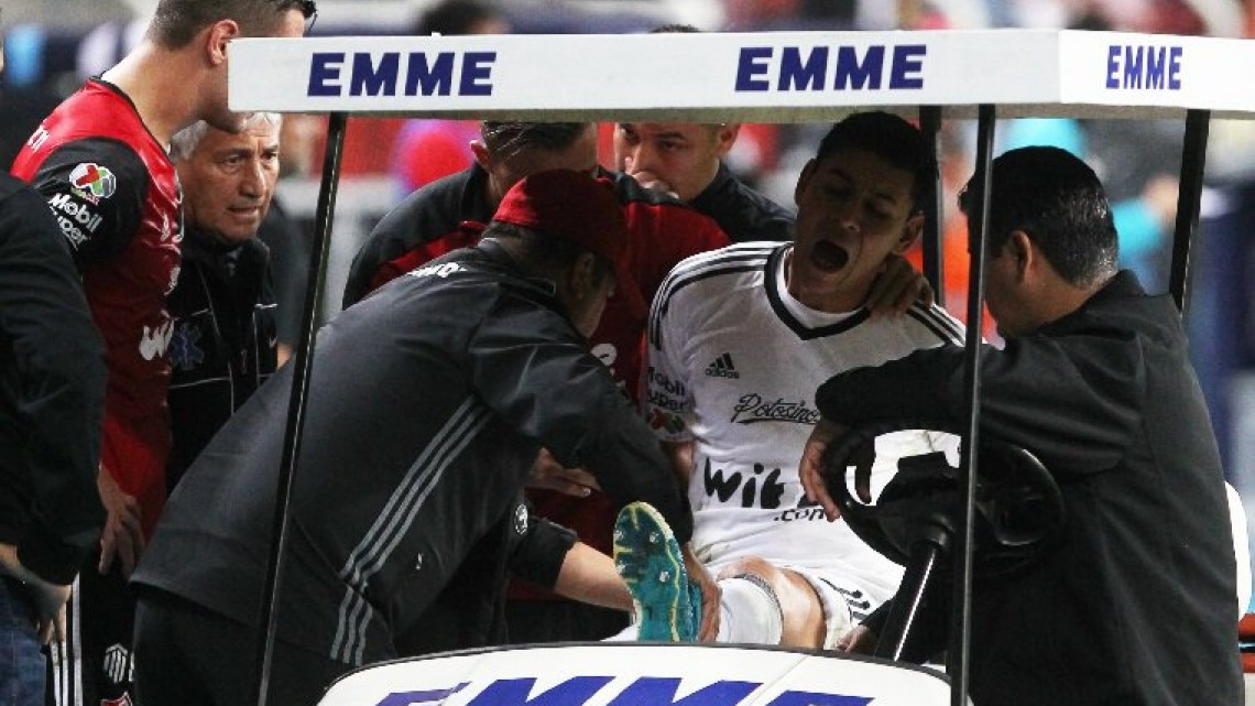 Terrible lesión de Óscar Ustari