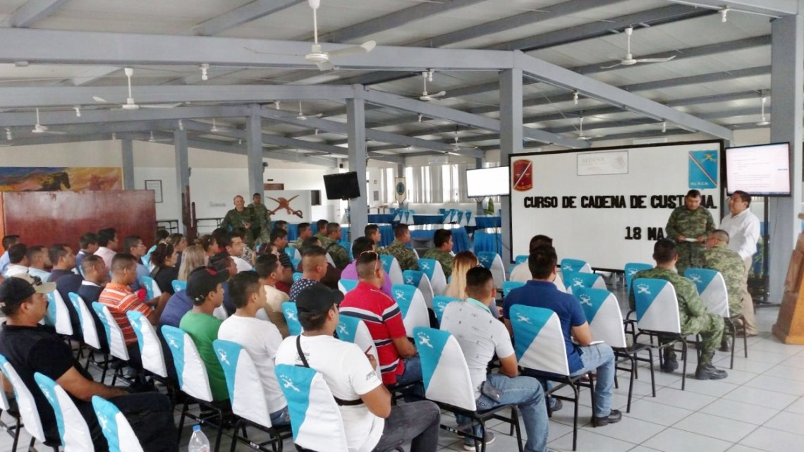 Capacitan a agentes de diversas corporaciones policiacas