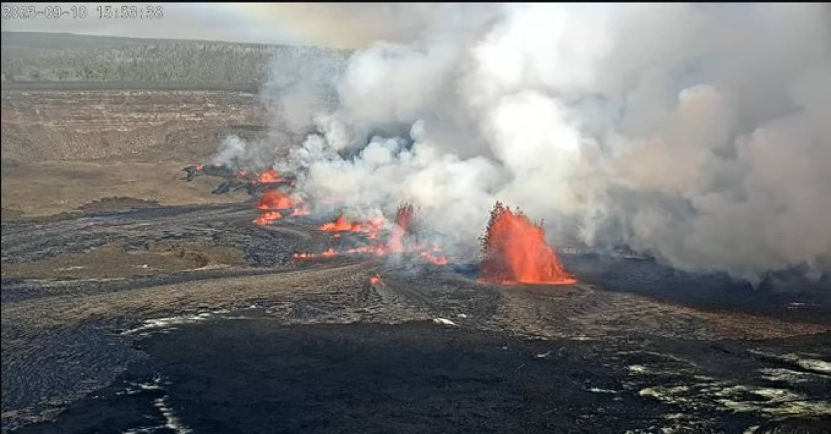 Activan alerta roja por erupción del volcán Kilauea en Hawái