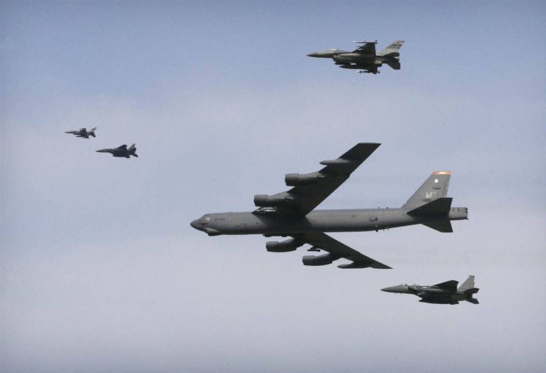 Fuerza Aérea contará con aviones equipados con bombas nucleares