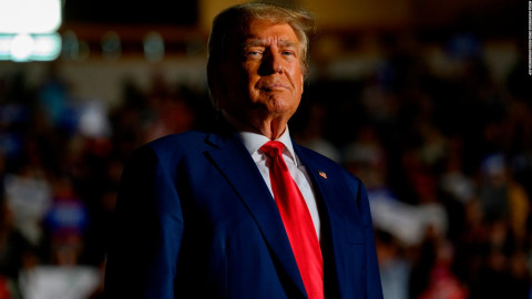 Donald Trump es encausado por sus intentos de anular elección de 2020