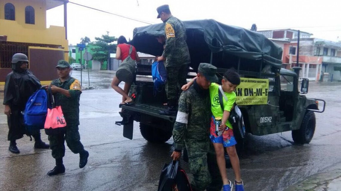 Auxilian 3 niveles de gobierno a damnificados del sur de Tamaulipas