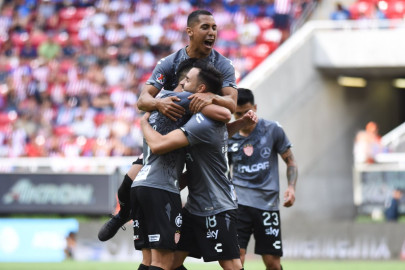 Necaxa vence a Guadalajara 2-1 en la Liga MX