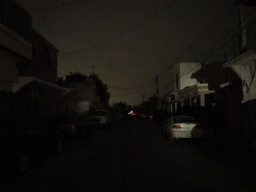 Busca CFE restablecer energía en breve