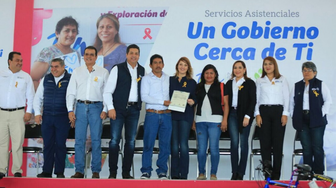 Lleva DIF Tamaulipas "Un Gobierno Cerca de Ti" a familias de Nvo. Laredo