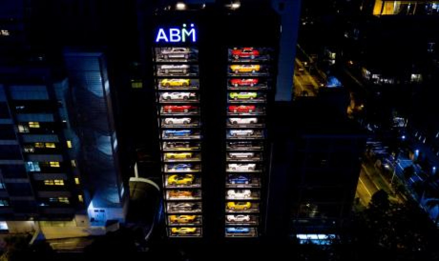 Empresa china venderá autos en maquinas expendedoras