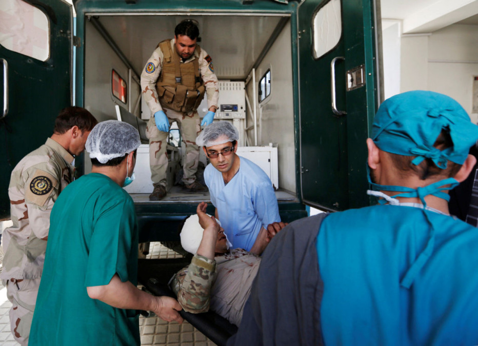 Ataques talibanes al gobierno de Afganistán deja 24 muertos y 55 heridos