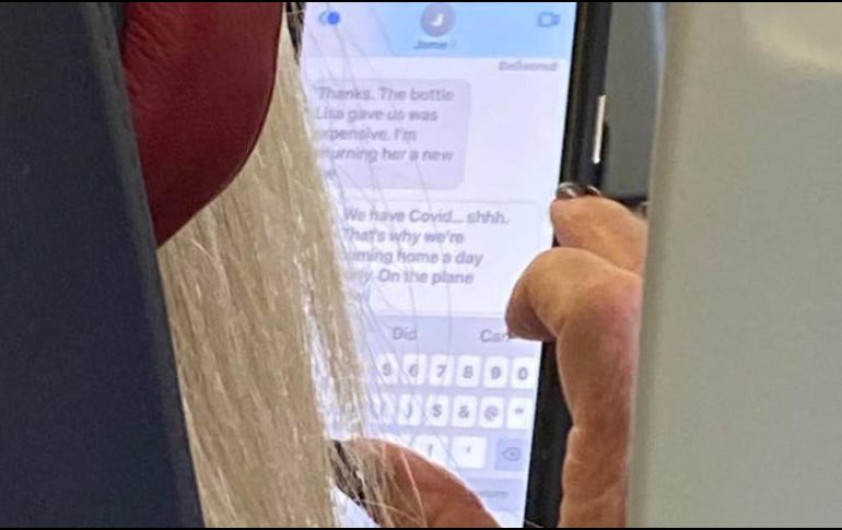 Captan a una pasajera de avión confesando que tenía Coronavirus