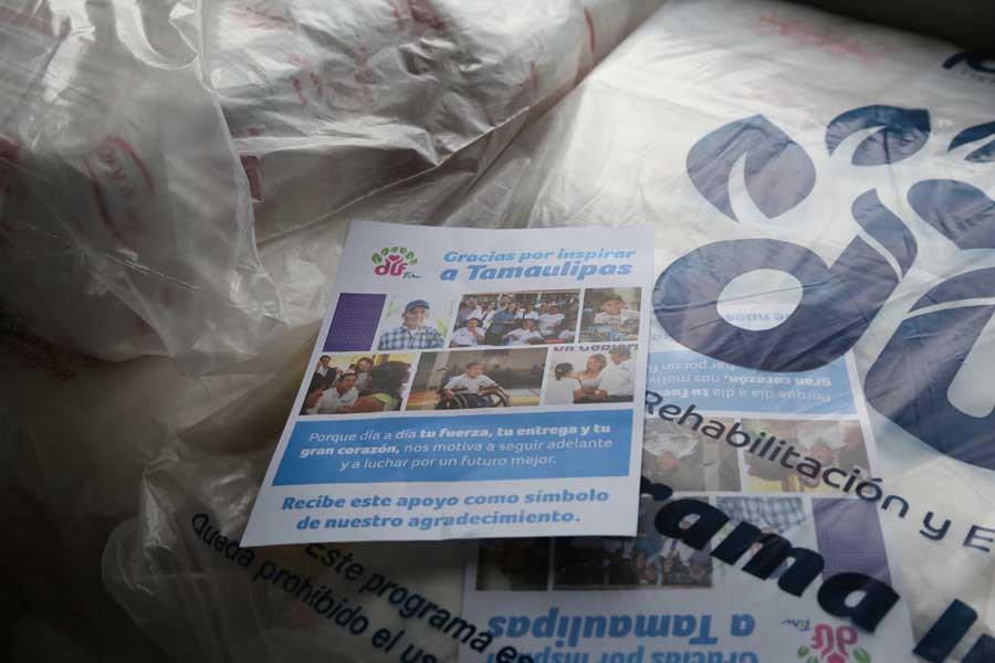 Apoya DIF a familias vulnerables con familiares discapacitados