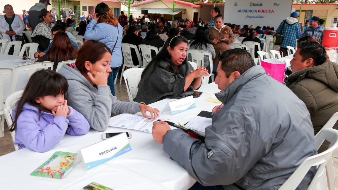 DIF y Ayuntamiento benefician a familias de Lomas