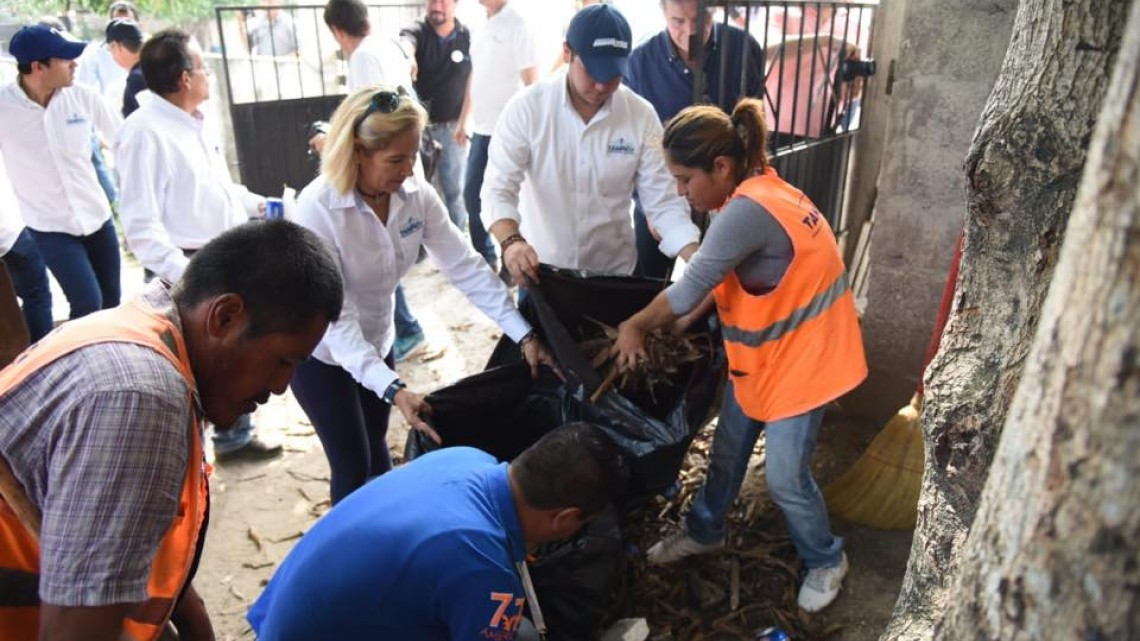 Realizan jornada de limpieza en colonia Arenal