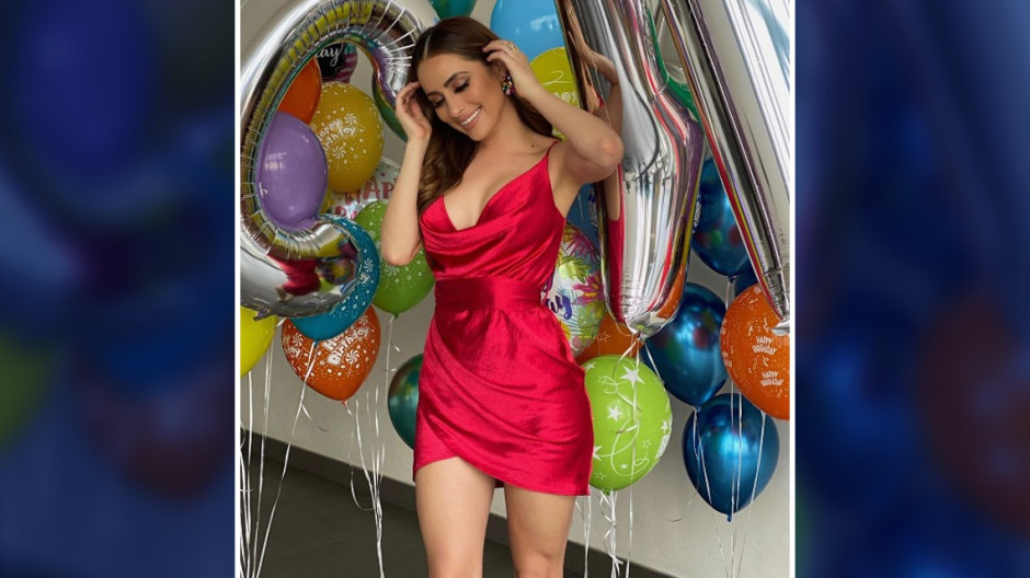 Cynthia Rodríguez recibe sorpresa de Carlos Rivera por su cumpleaños