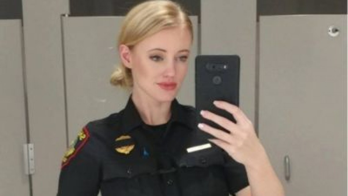Policía de Texas sorprende con increíble belleza