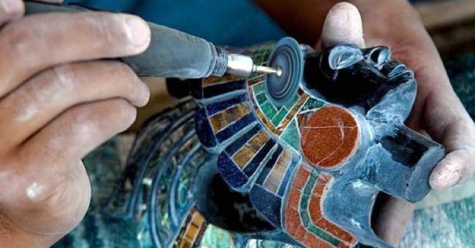 Obsidiana, piedra de herencia y oficio prehispánico en Teotihuacán