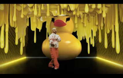 J Bavin ofrece concierto "Behind The Colores"