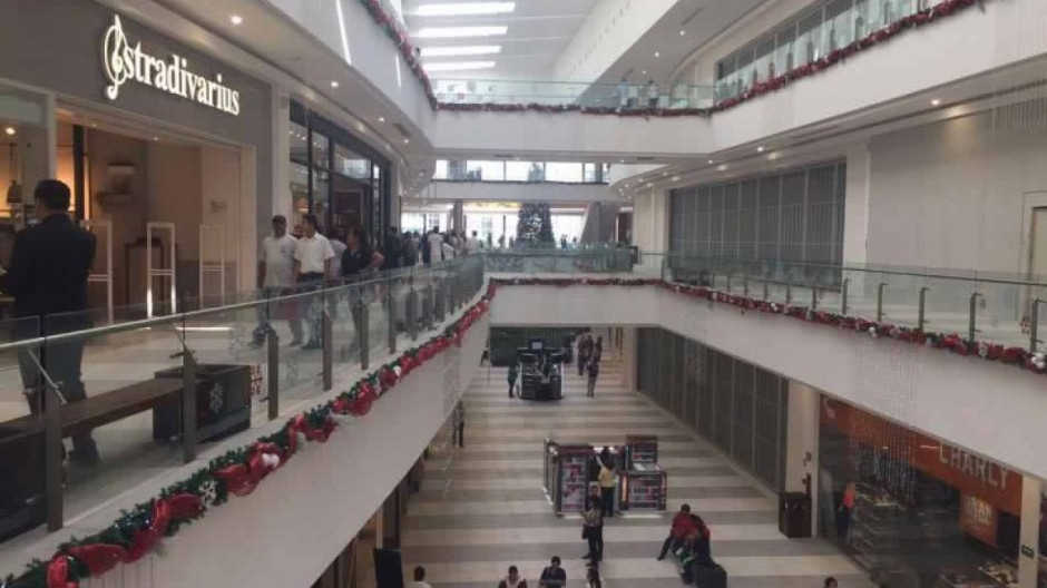 Asaltan oficinas del centro comercial Altama City Center