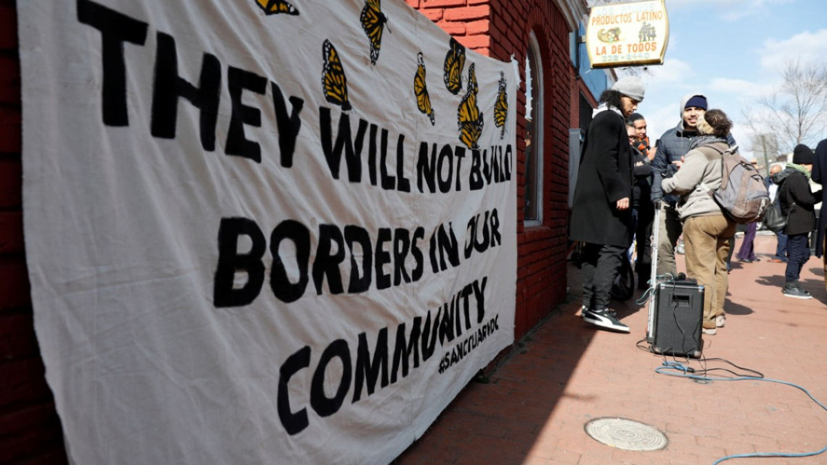 Apoyan negocios 'Día sin inmigrantes' en EU