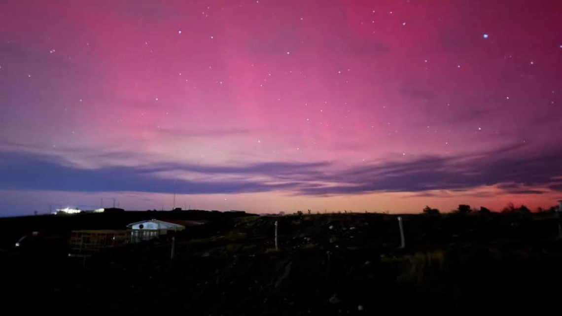 Tormenta solar "extrema" deja auroras boreales