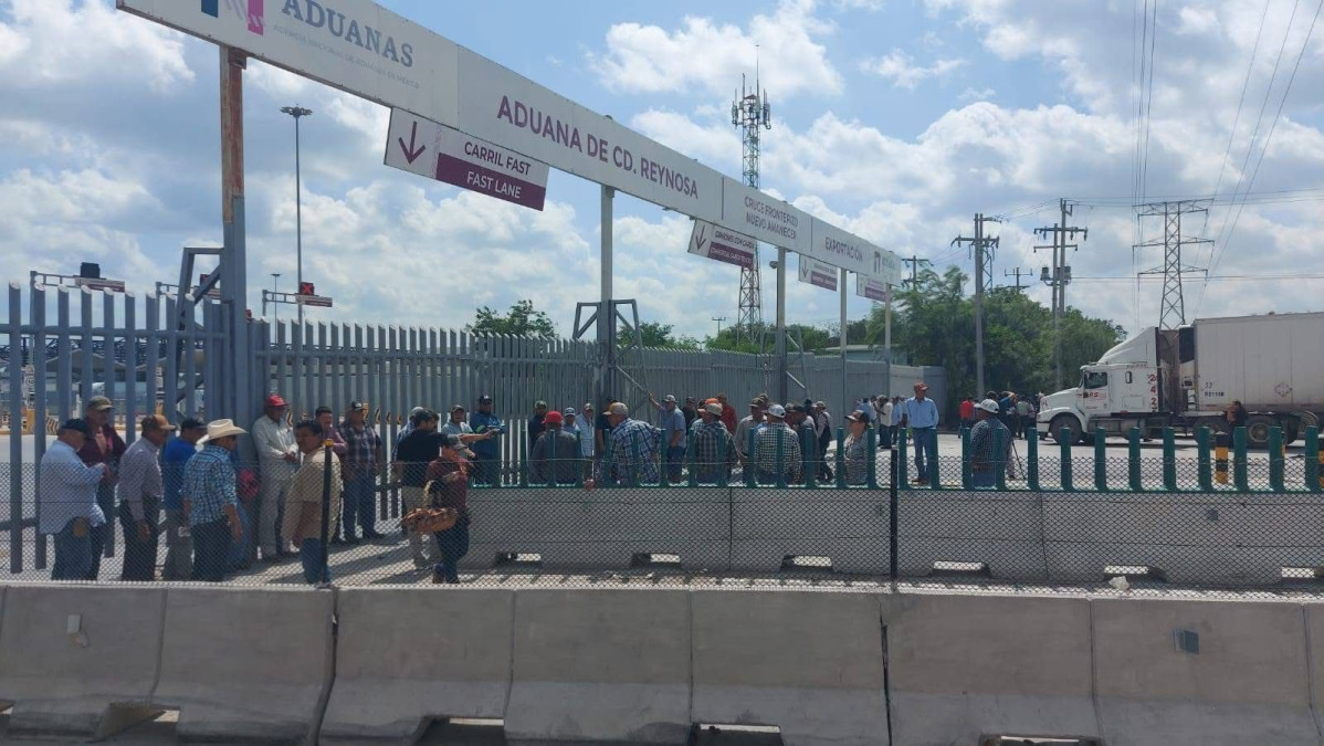 Anuncian bloqueo en Puente Pharr y carretera Monterrey