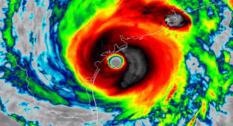 "Harvey", huracán categoría 4, toca tierra en Port Aransas, Texas