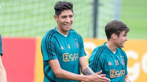 Edson Álvarez podría debutar el martes con Ajax,