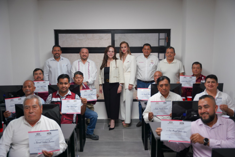 Fortalecen Gobierno Municipal y Cámara Mexicana de la Industria de la Construcción profesionalización de funcionarios