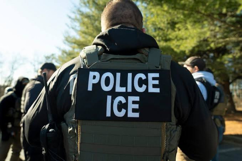 Trump cesa al director de ICE por lentitud en deportaciones
