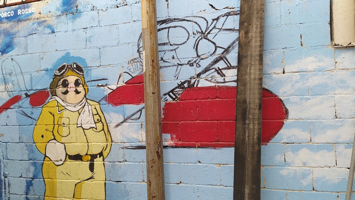 San Nicolás es pintado con imágenes de Studio Ghibli