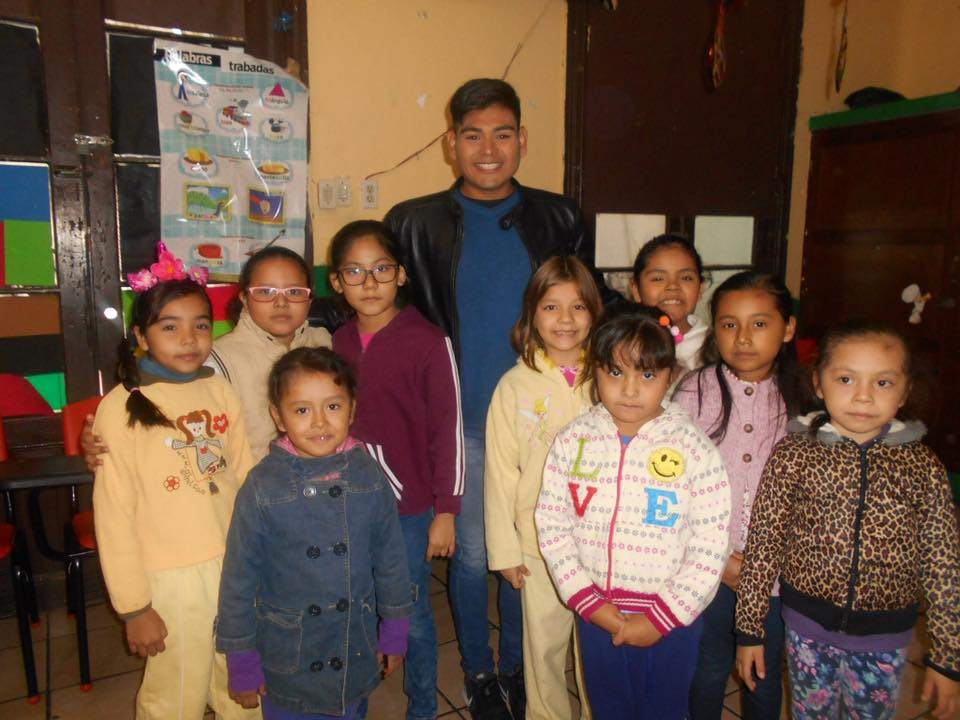 Concluyen clases de “El arte va a tu escuela”