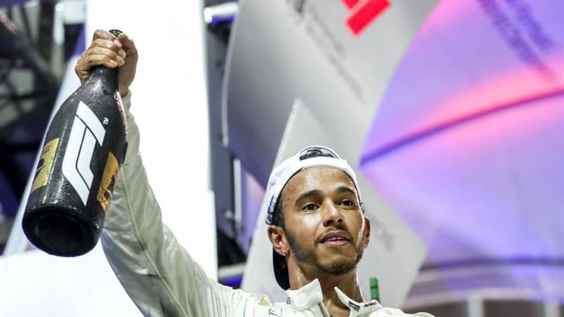 Lewis Hamilton se lleva Abu Dabi y el campeonato 2018, Checo Pérez termina en octavo