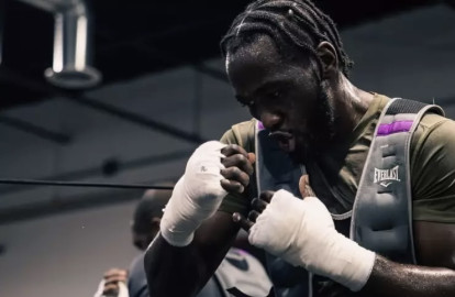 Terence Crawford se retira invicto tras 17 años de carrera y 42 victorias