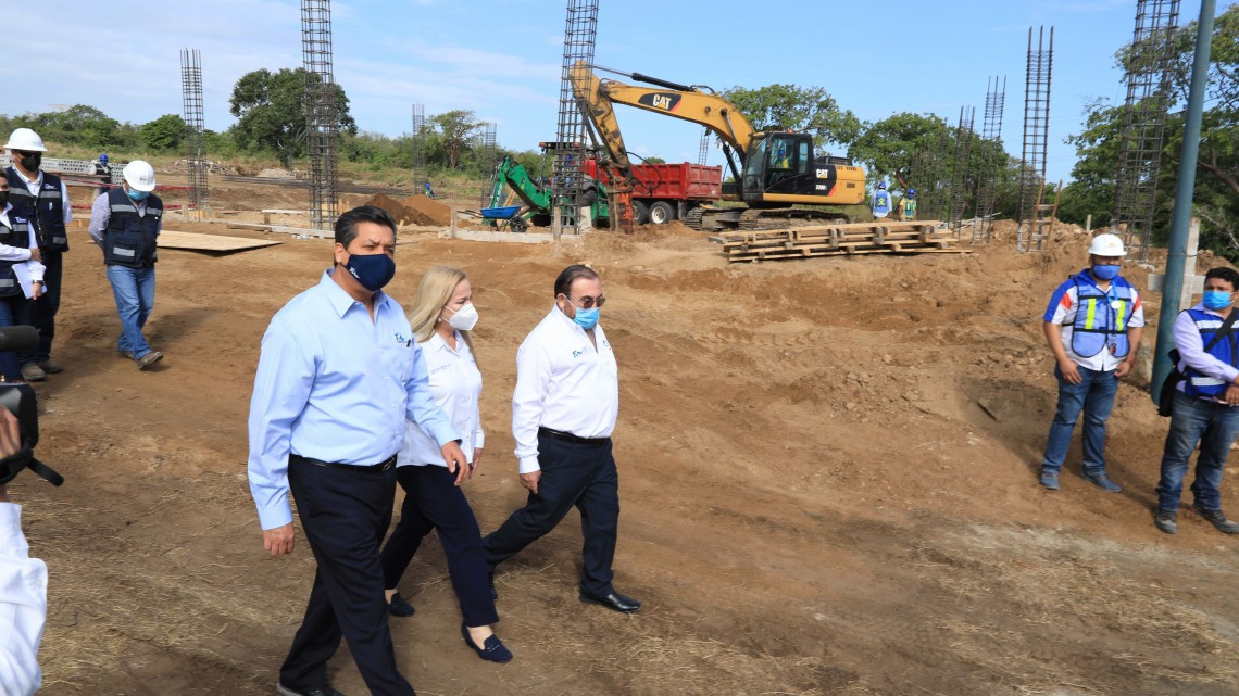 Amplía Gobierno de Tamaulipas infraestructura educativa y de salud