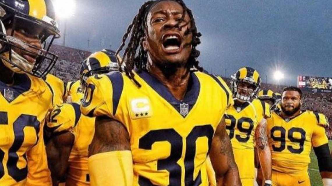 Rams vencen 54-51 a los Chiefs con récord de 105 puntos anotados