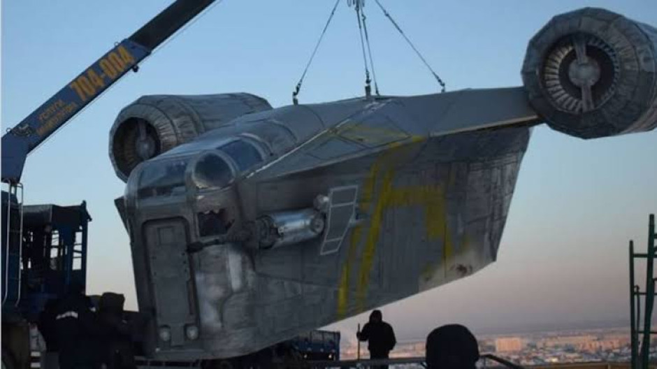 Crean réplica hiperrealista de la nave espacial de The Mandalorian