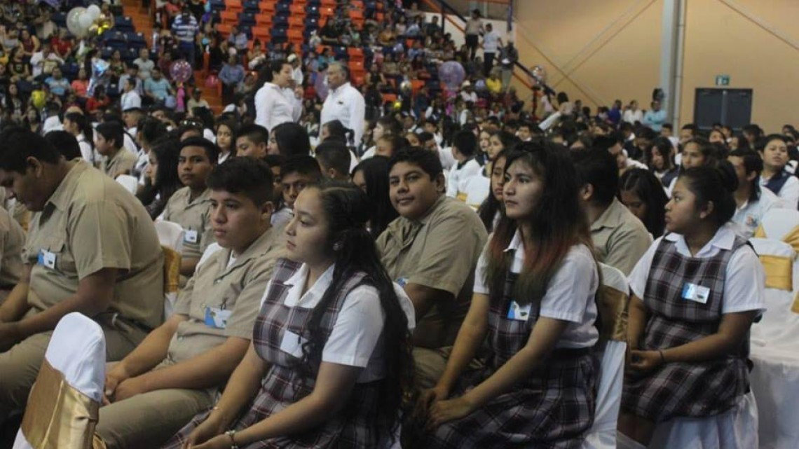 Celebran ceremonias de graduación de la Telesecundarias
