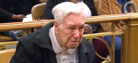 Un abuelito conmueve al juez y le retira su sentencia