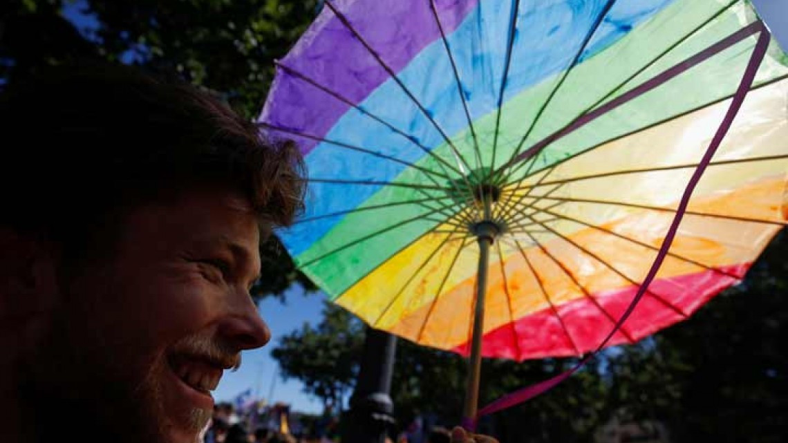 Realizan festival en Madrid por los derechos de la comunidad LGTB 