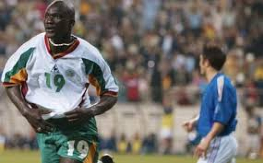 Fallece Papa Bouba Diop, ex futbolista senegalés
