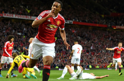 Anthony Martial renueva contrato con Manchester United 