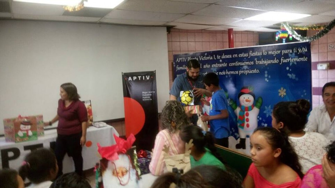 Realizan festejo en Albergue Escolar de Bustamante
