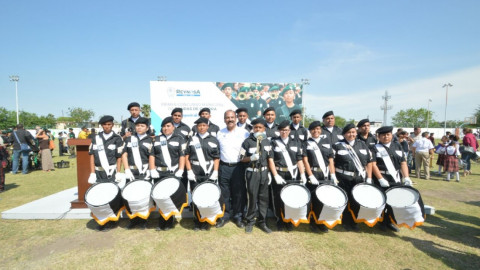 Compiten 20 Bandas de Guerra en Concurso Municipal