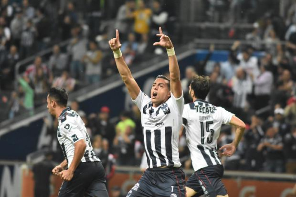 Rescata Rayados empate ante Chivas