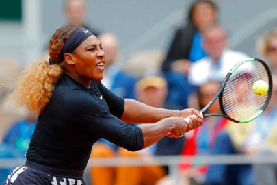 Serena Williams continúa su camino en Roland Garros