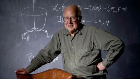 Muere Peter Higgs, el padre del bosón de Higgs Peter y Nobel de Física, a los 94 años