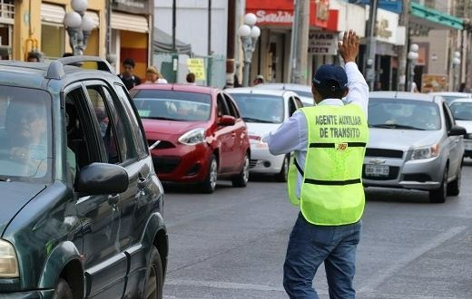 Contrata Tampico 20 auxiliares viales para apoyar la Vialidad 